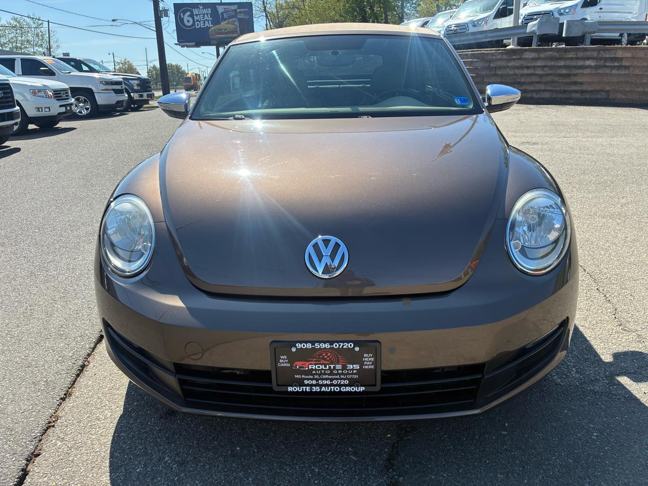 Volkswagen Beetle 2.5L Convertible 2013