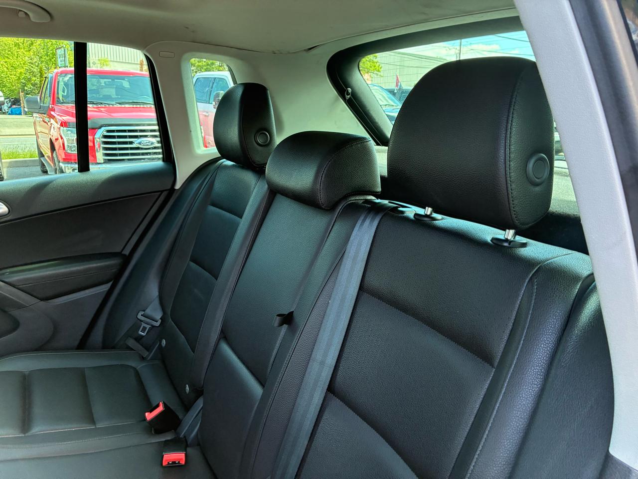Volkswagen Tiguan SEL 4Motion 2015