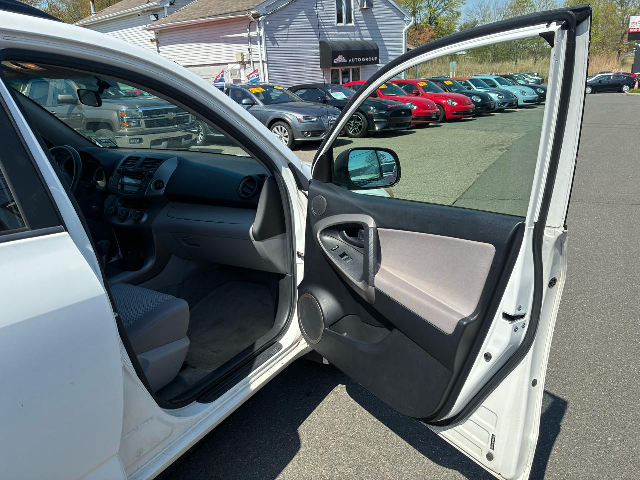 Toyota RAV4 Base V6 4WD 2008