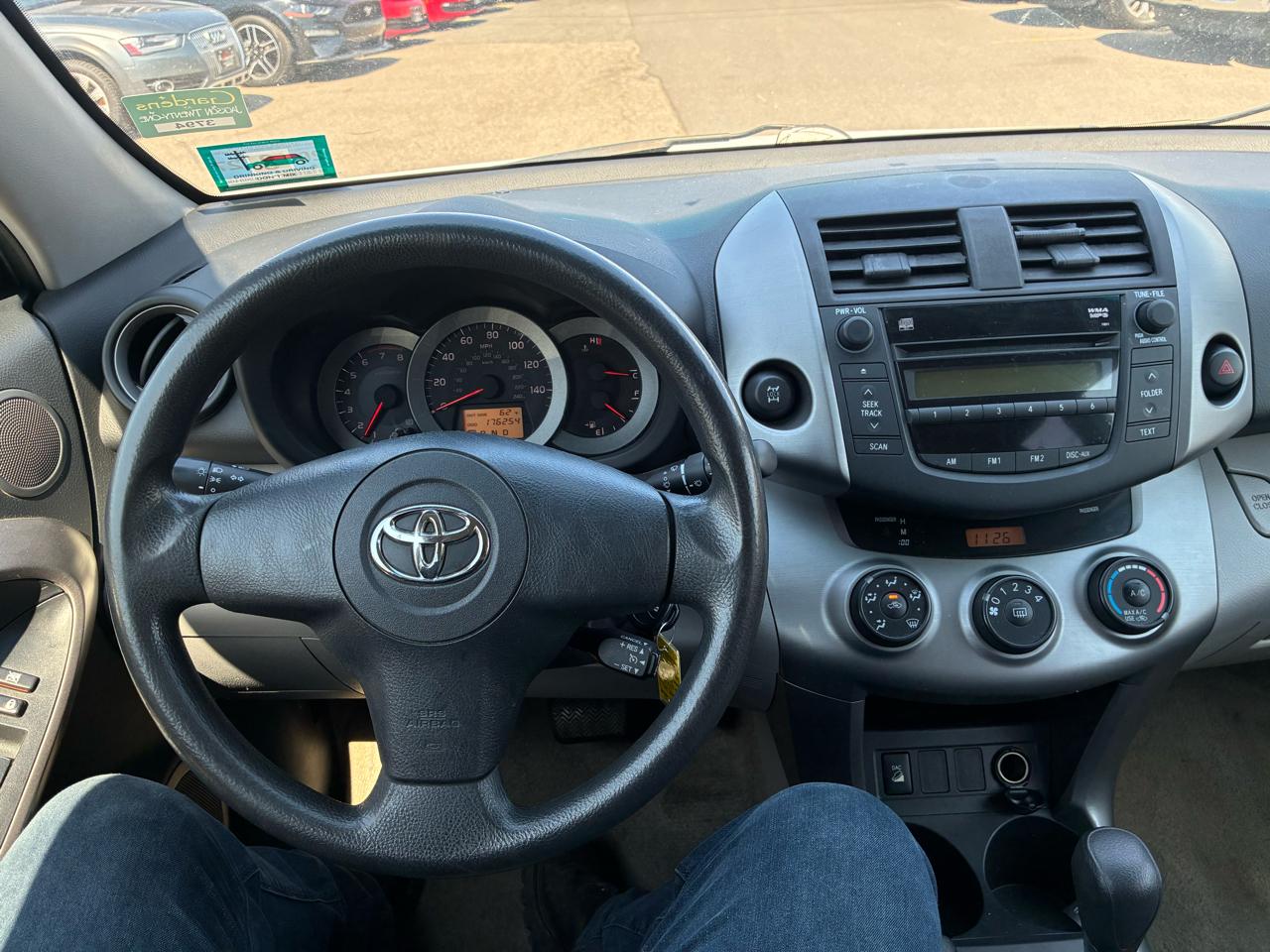 Toyota RAV4 Base V6 4WD 2008