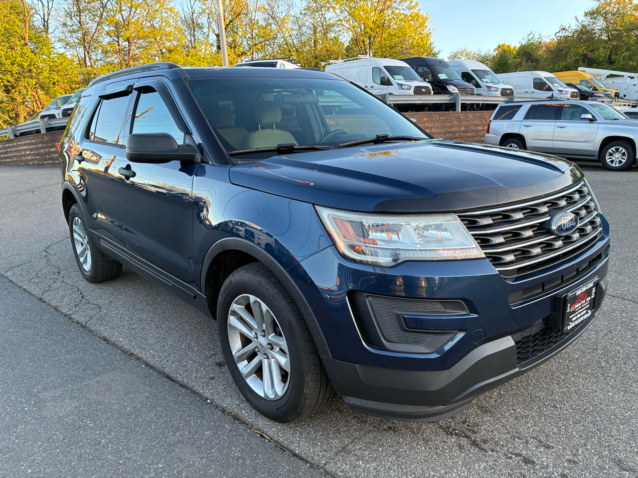 Ford Explorer Base 4WD 2016