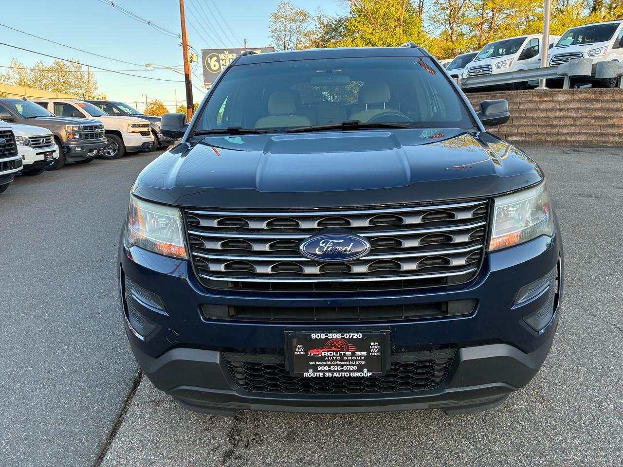 Ford Explorer Base 4WD 2016