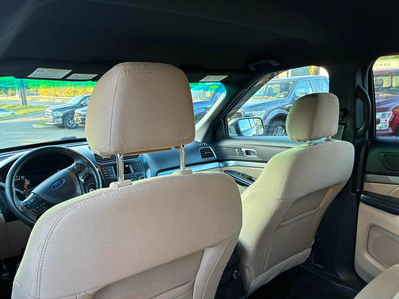 Ford Explorer Base 4WD 2016