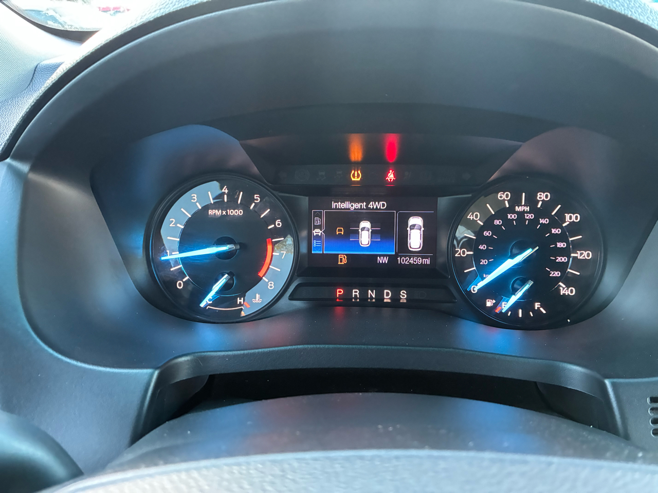 Ford Explorer Base 4WD 2016