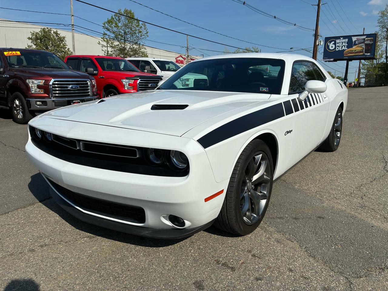 2016 Dodge Challenger SXT