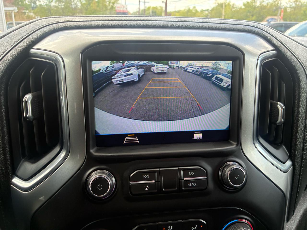 Chevrolet Silverado 1500 LT Crew Cab 4WD 2019