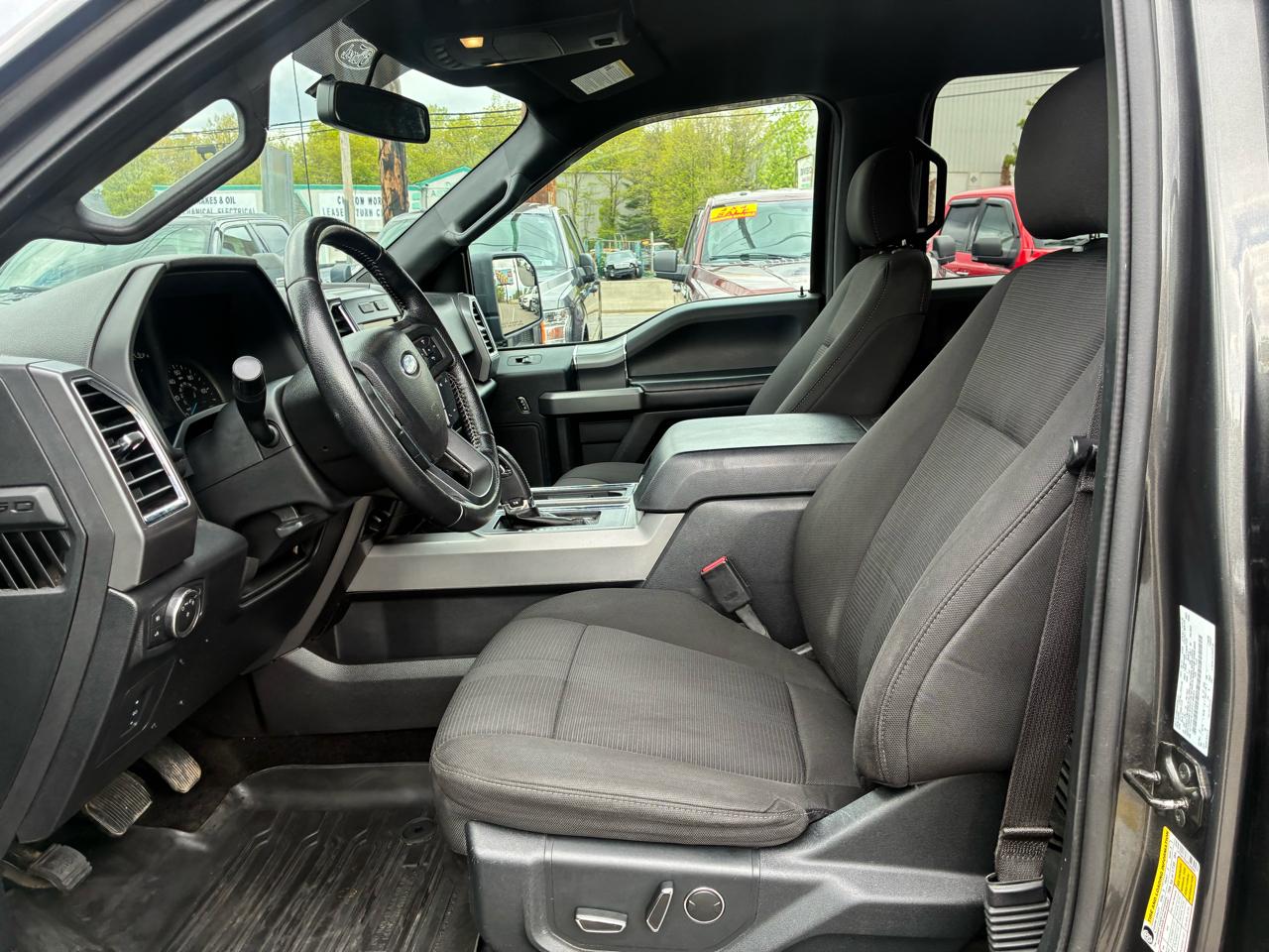 Ford F-150 XLT SuperCrew 6.5-ft. Bed 4WD 2015