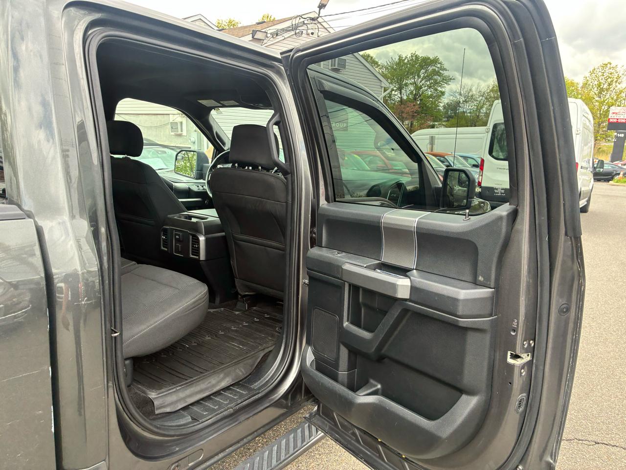 Ford F-150 XLT SuperCrew 6.5-ft. Bed 4WD 2015