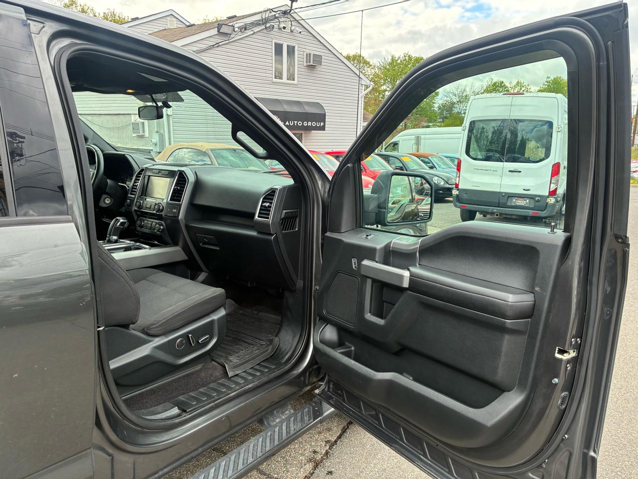 Ford F-150 XLT SuperCrew 6.5-ft. Bed 4WD 2015