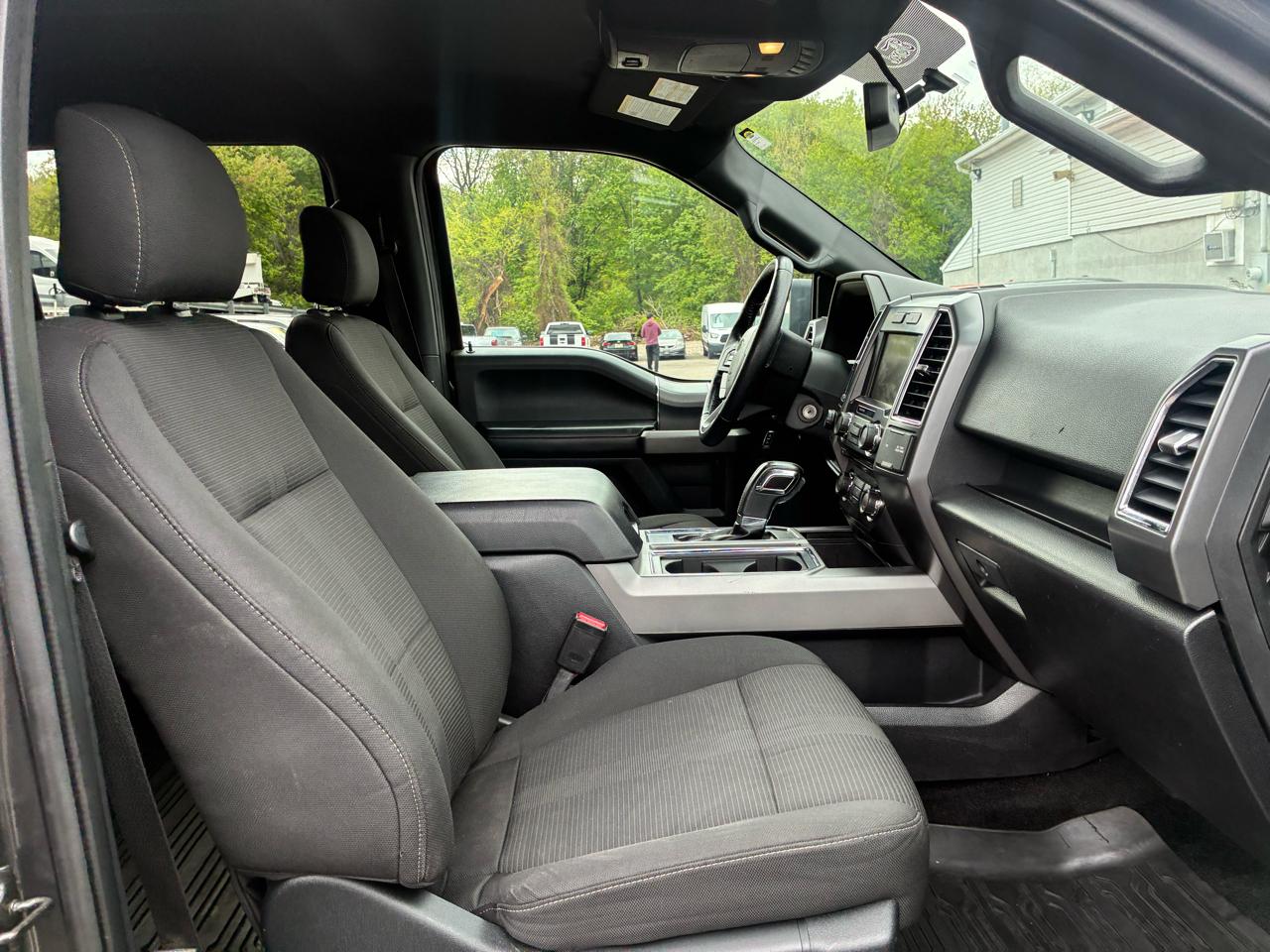 Ford F-150 XLT SuperCrew 6.5-ft. Bed 4WD 2015