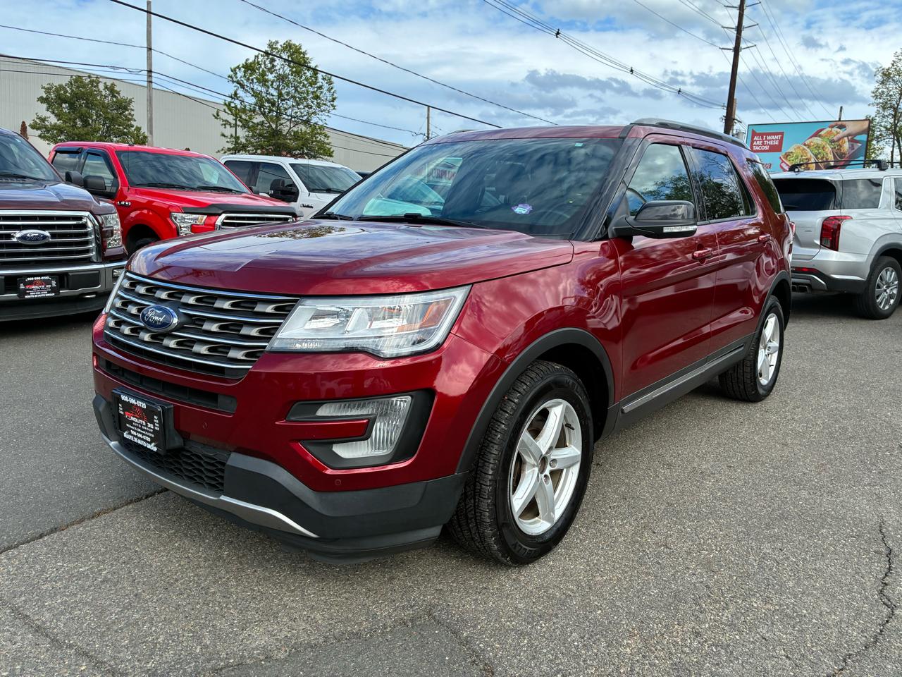 Ford Explorer XLT 4WD 2017