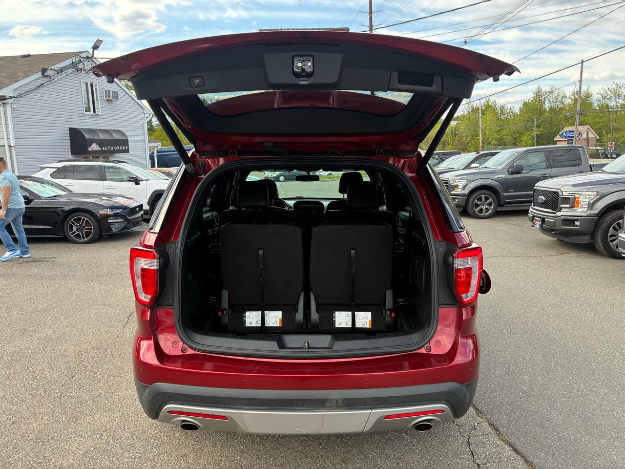 Ford Explorer XLT 4WD 2017