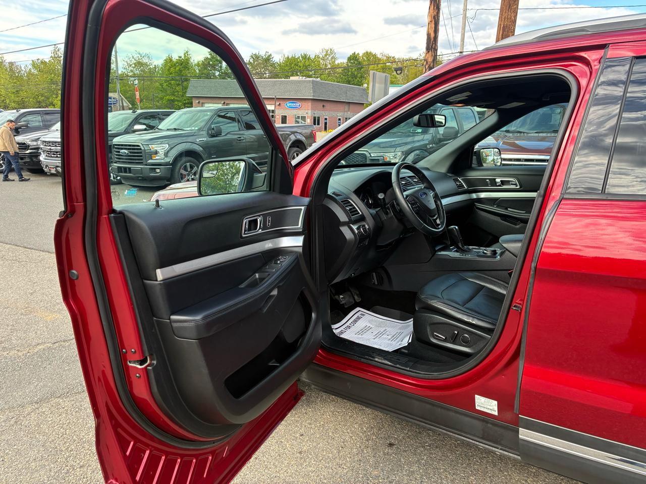 Ford Explorer XLT 4WD 2017
