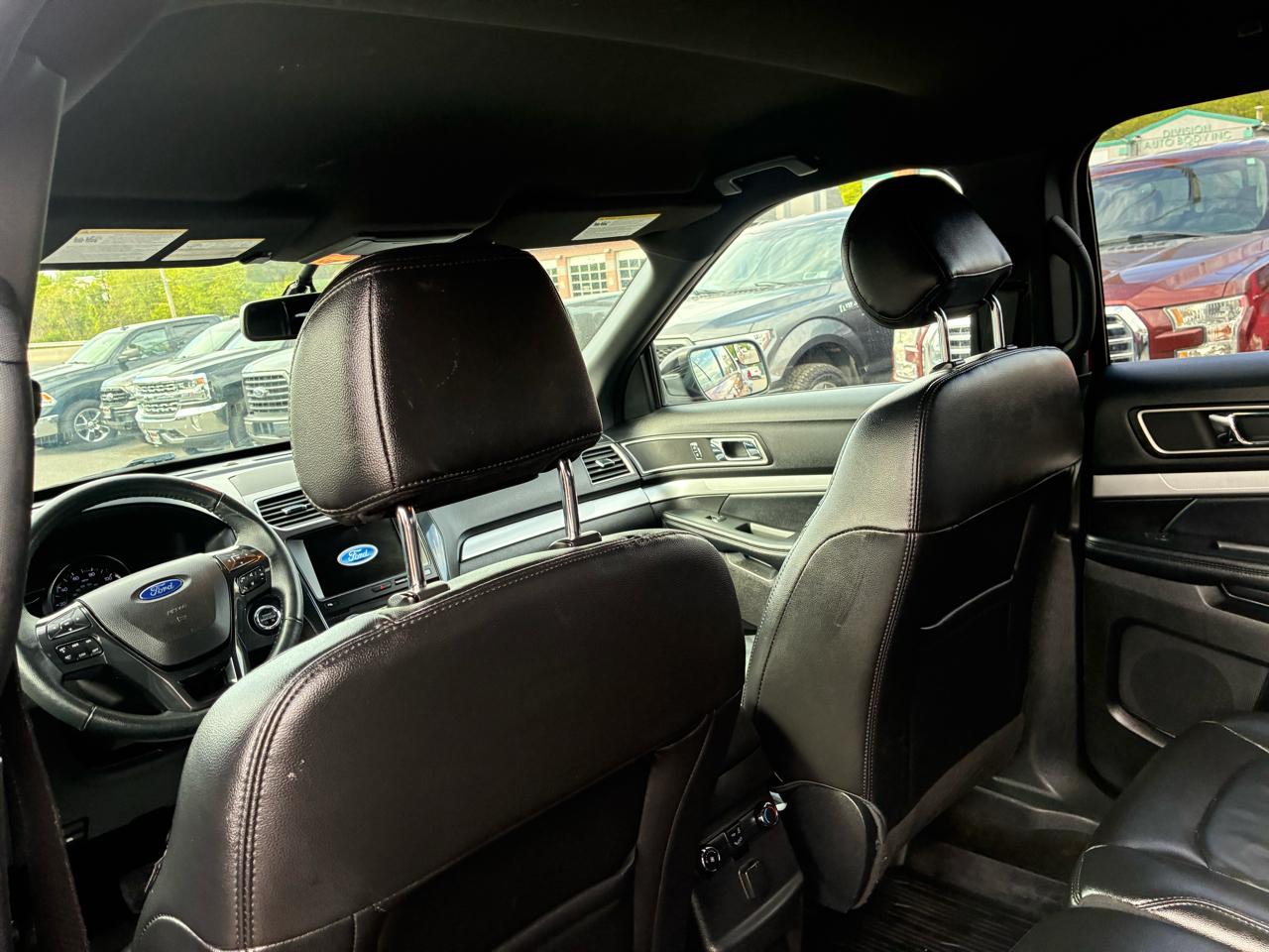 Ford Explorer XLT 4WD 2017