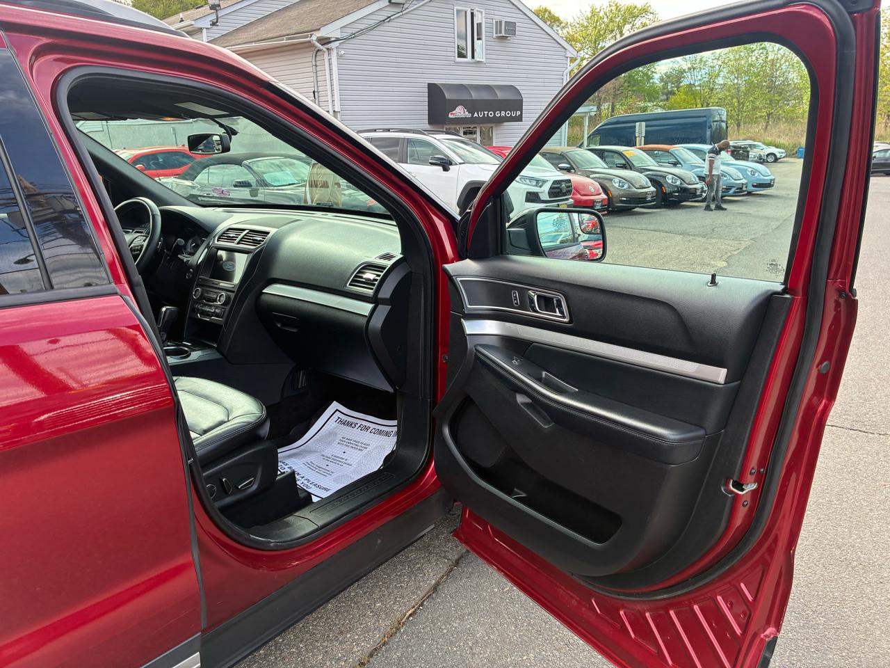 Ford Explorer XLT 4WD 2017