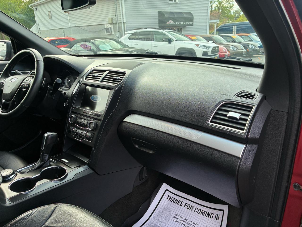 Ford Explorer XLT 4WD 2017