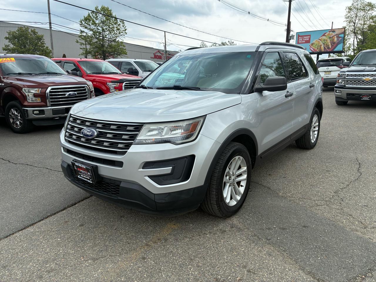 Ford Explorer Base 4WD 2016