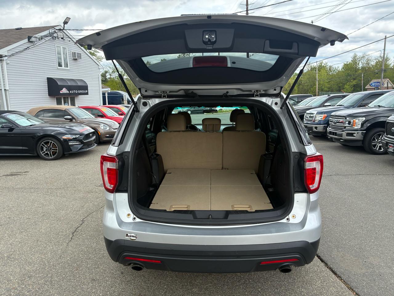Ford Explorer Base 4WD 2016
