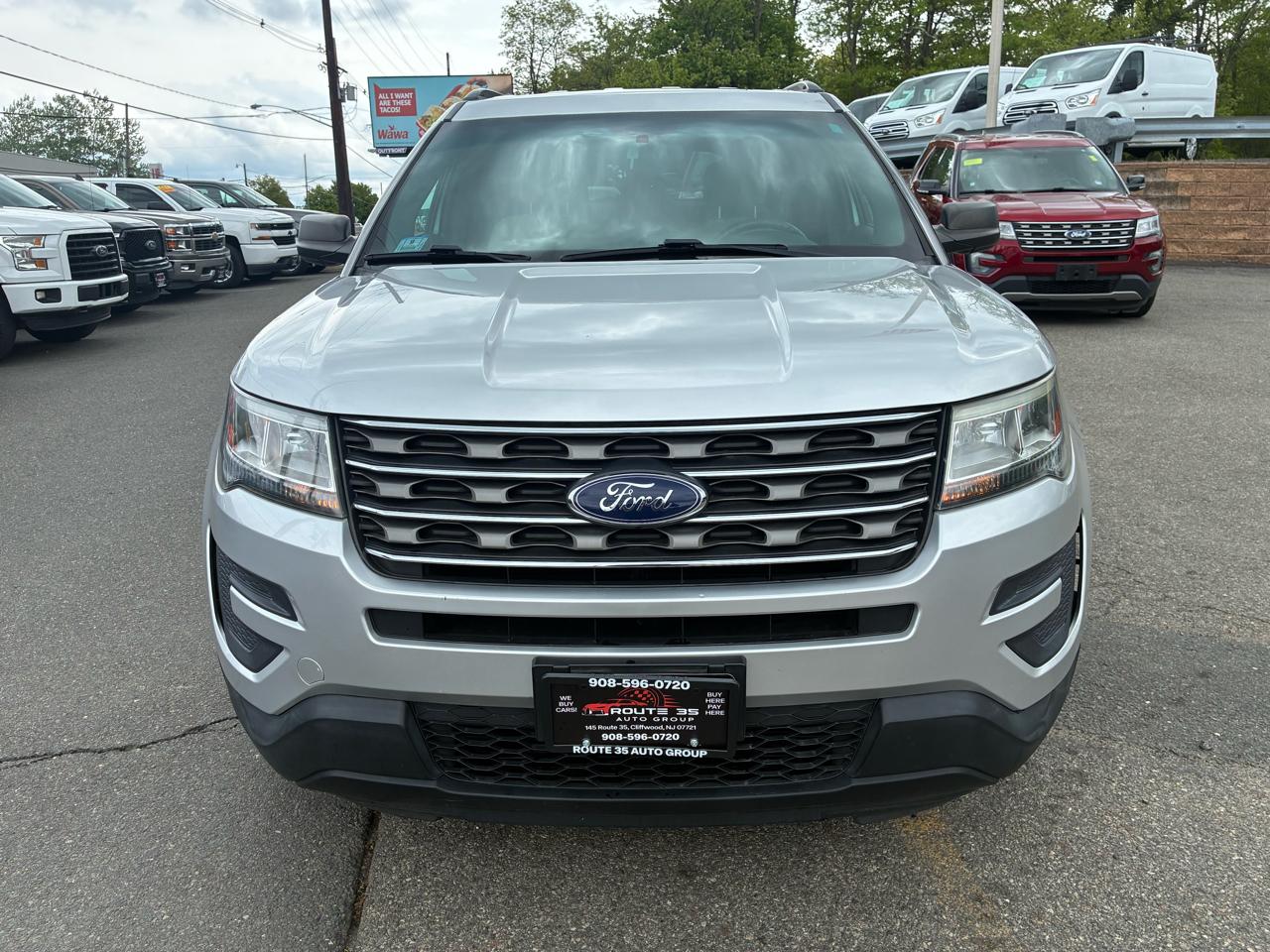 Ford Explorer Base 4WD 2016