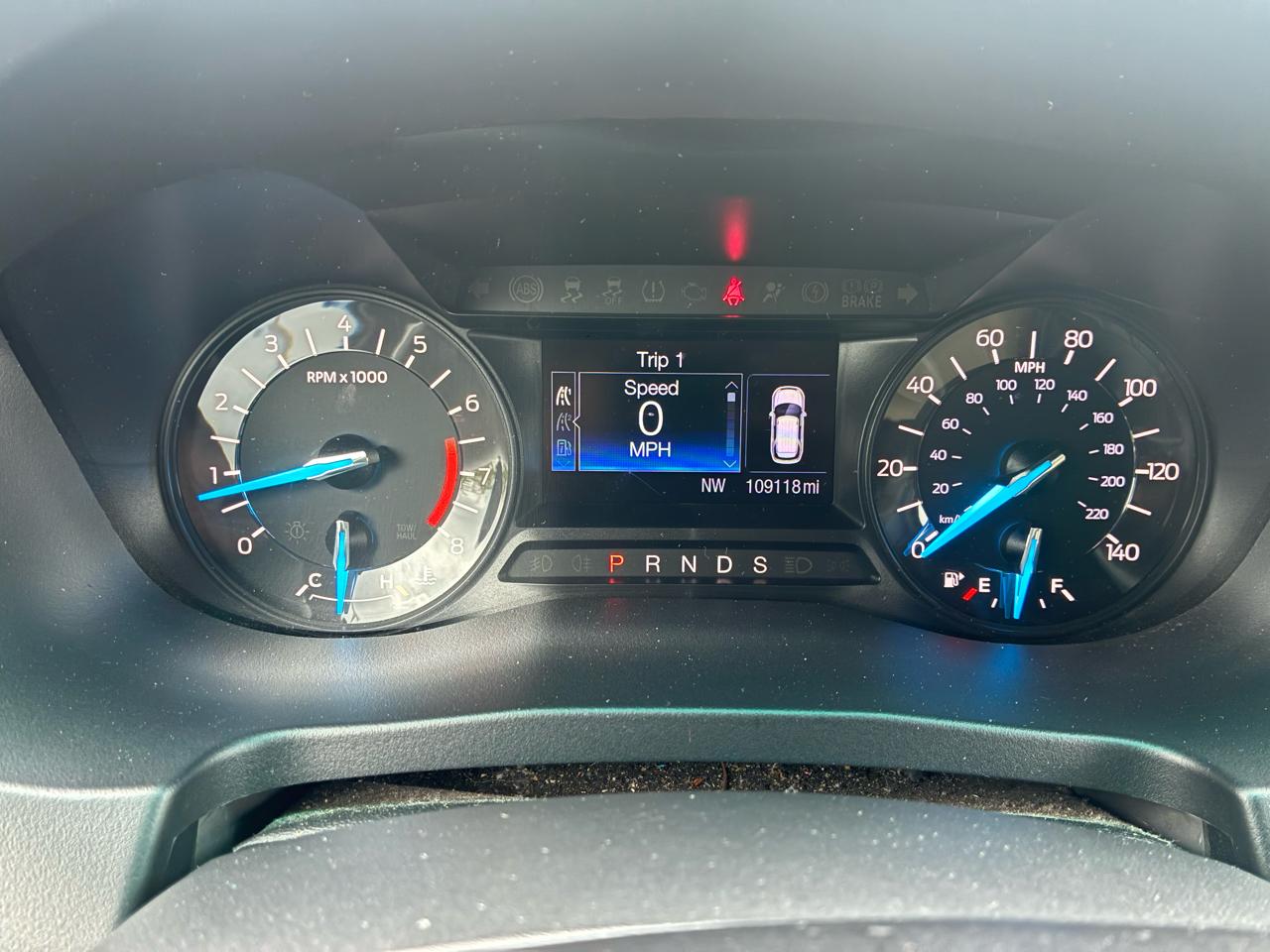 Ford Explorer Base 4WD 2016