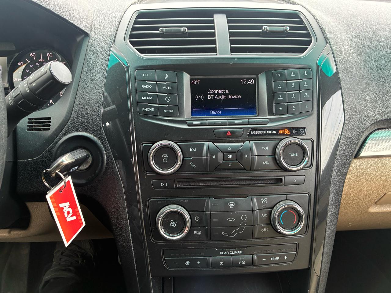 Ford Explorer Base 4WD 2016