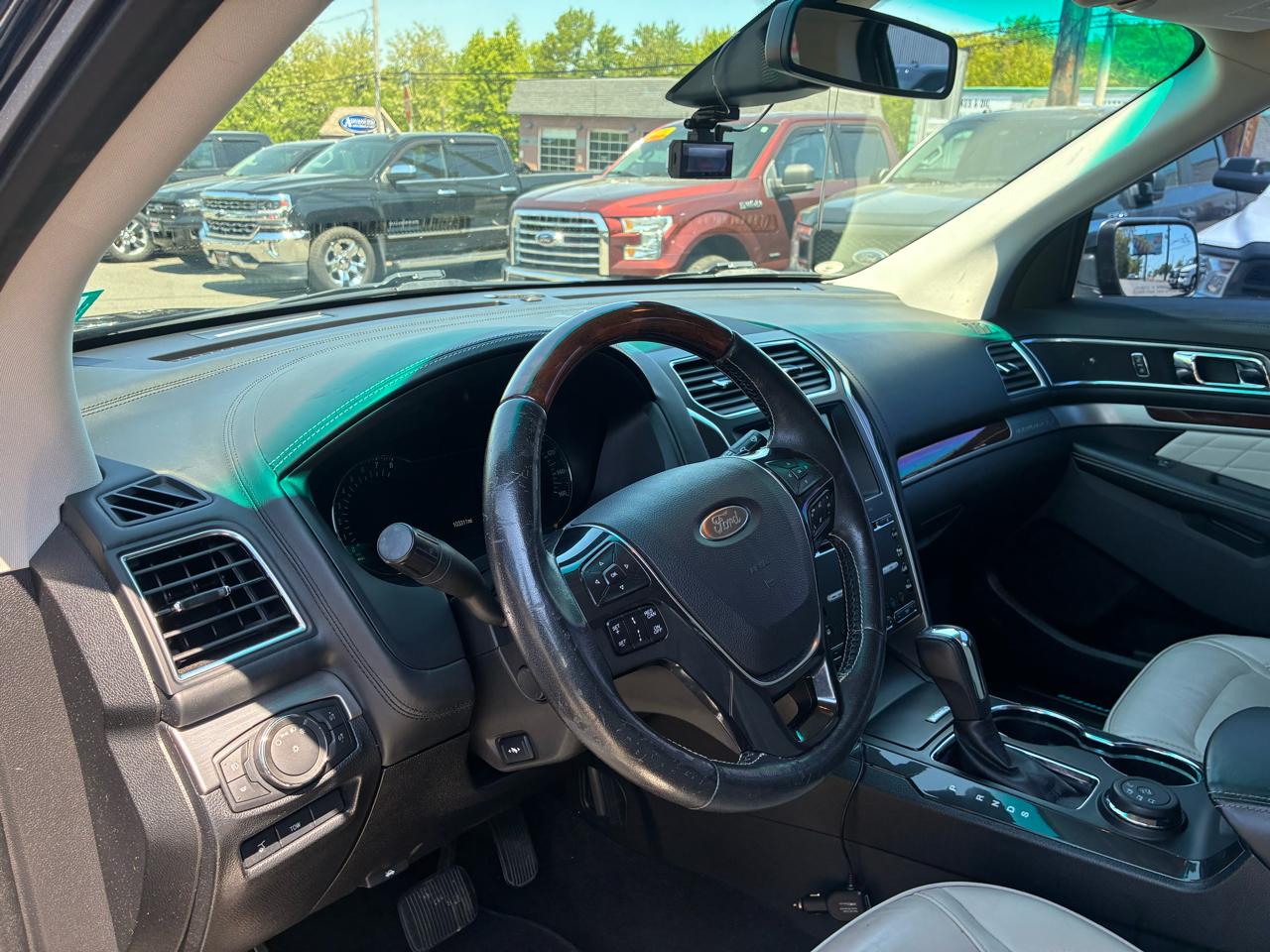 Ford Explorer Platinum AWD 2016