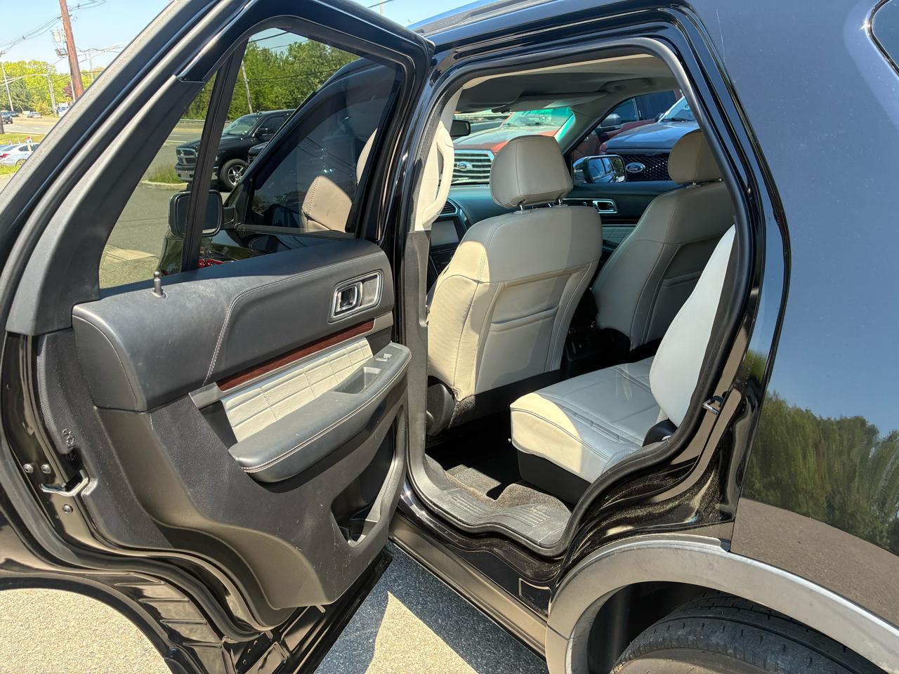 Ford Explorer Platinum AWD 2016