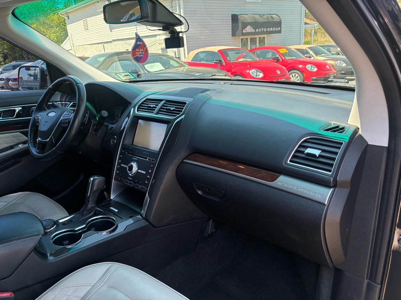 Ford Explorer Platinum AWD 2016