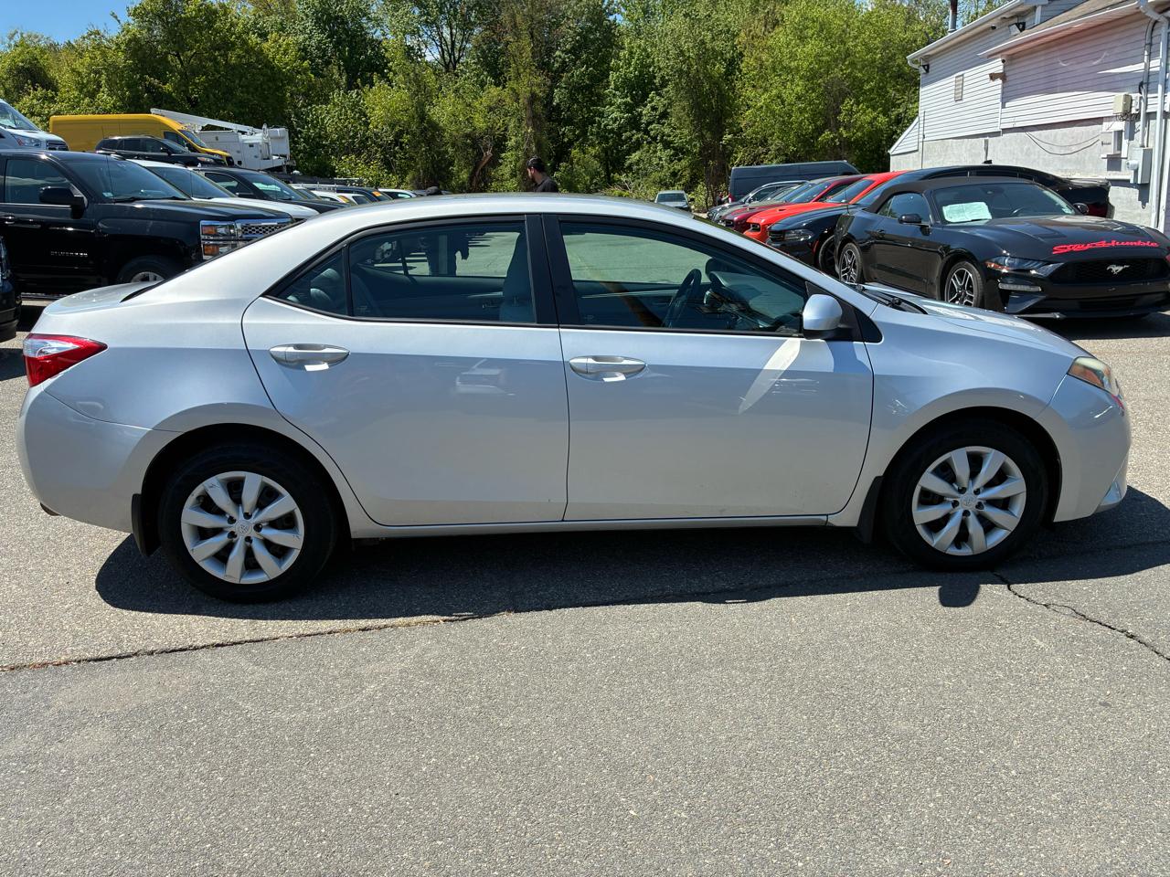 Toyota Corolla LE CVT 2016