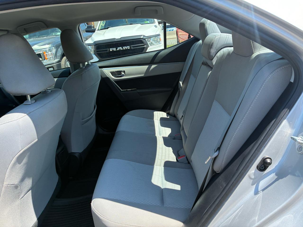 Toyota Corolla LE CVT 2016