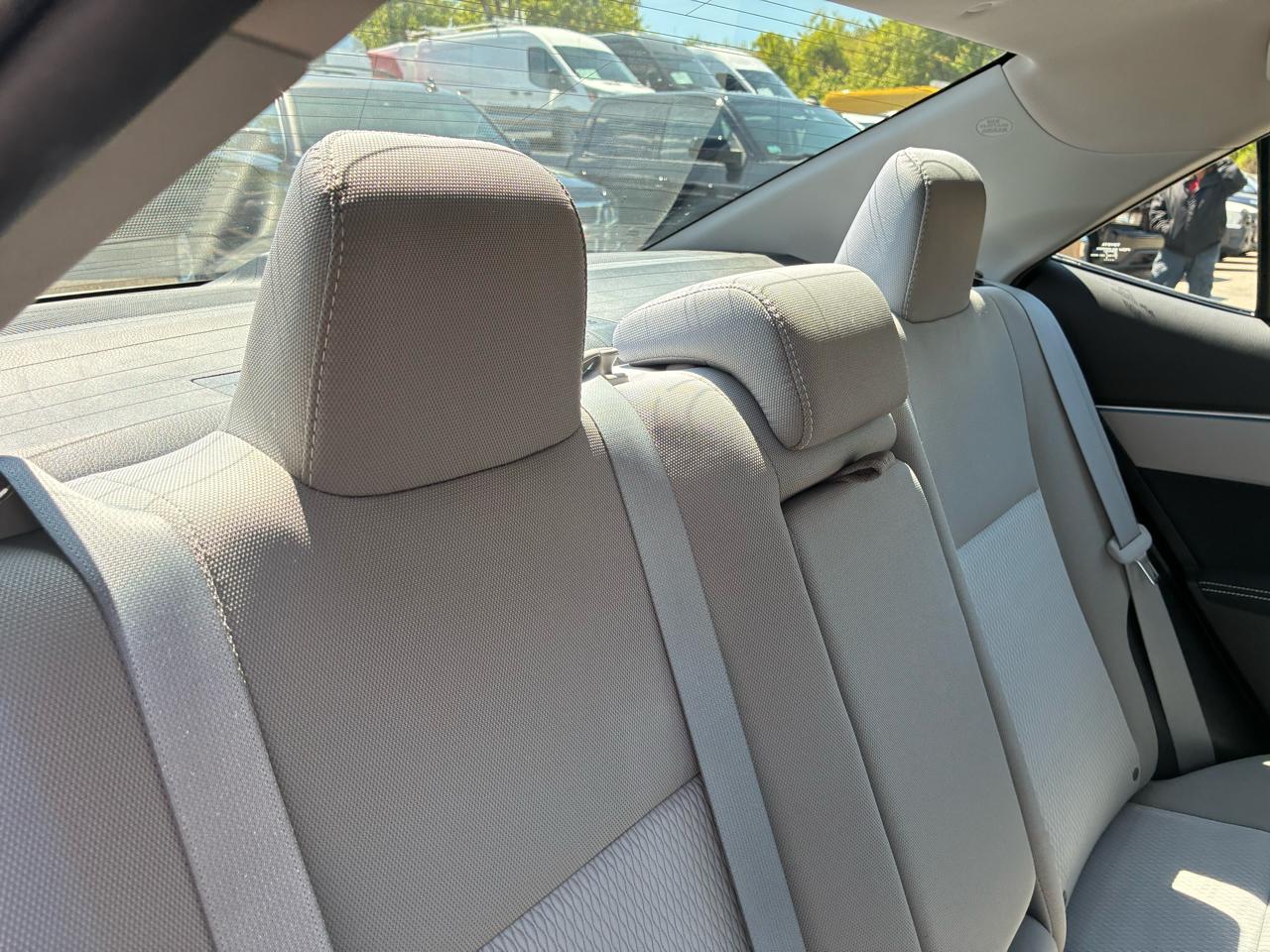 Toyota Corolla LE CVT 2016