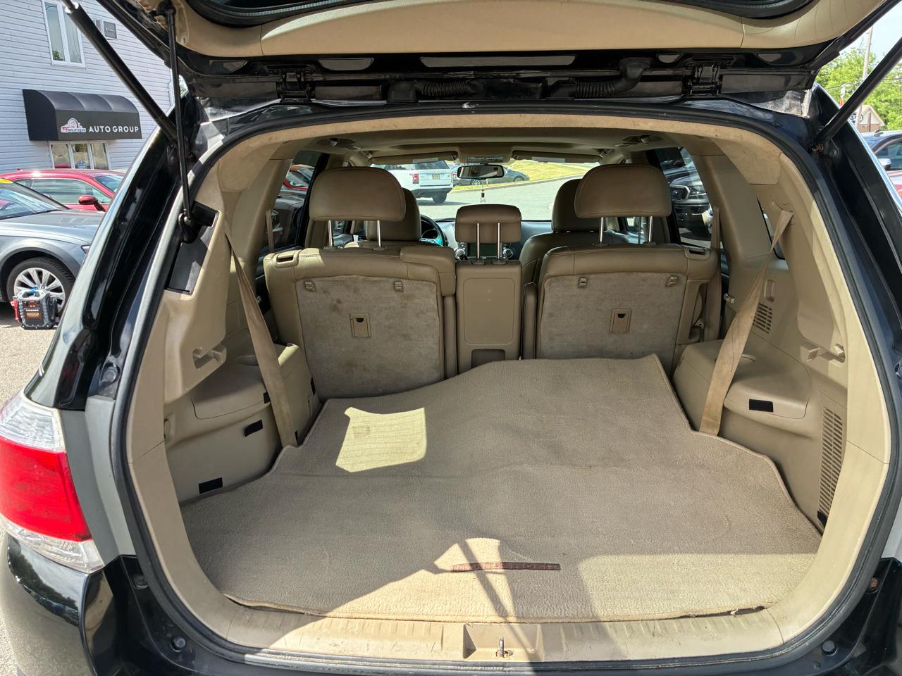 Toyota Highlander Limited 2WD 2012