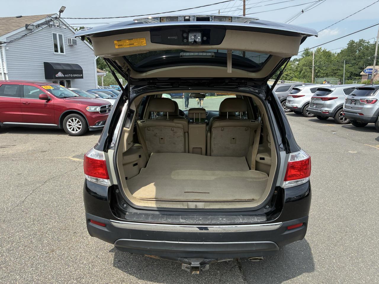 Toyota Highlander Limited 2WD 2012