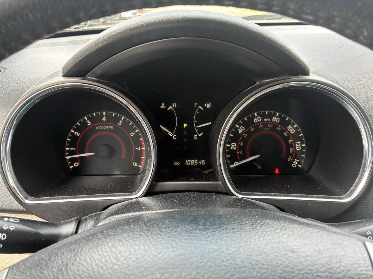 Toyota Highlander Limited 2WD 2012