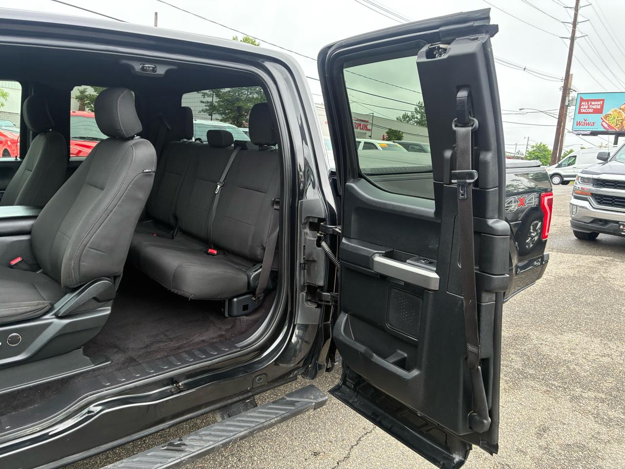 Ford F-150 XLT SuperCab 6.5-ft. Bed 4WD 2015