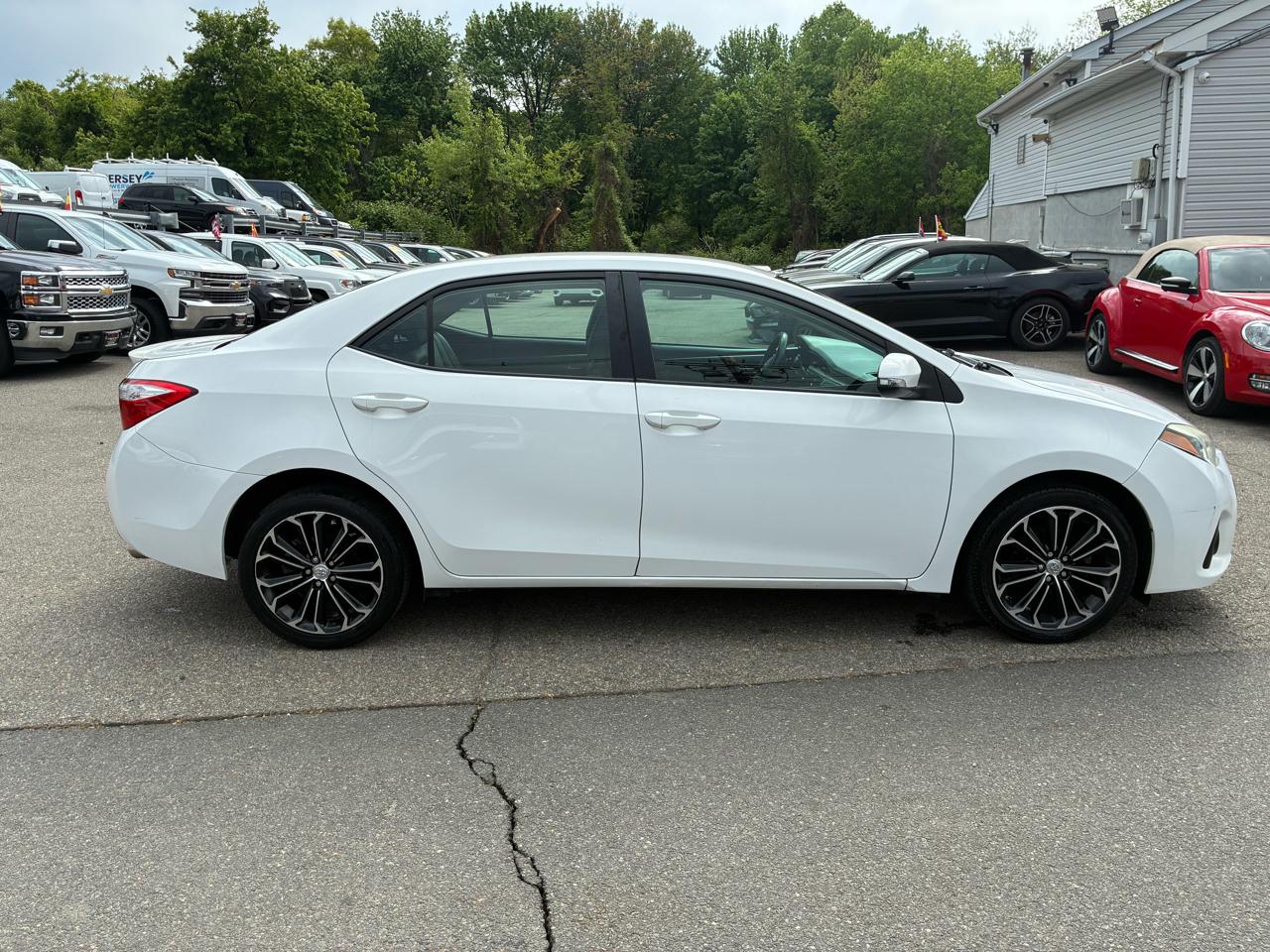 Toyota Corolla S Plus CVT 2015
