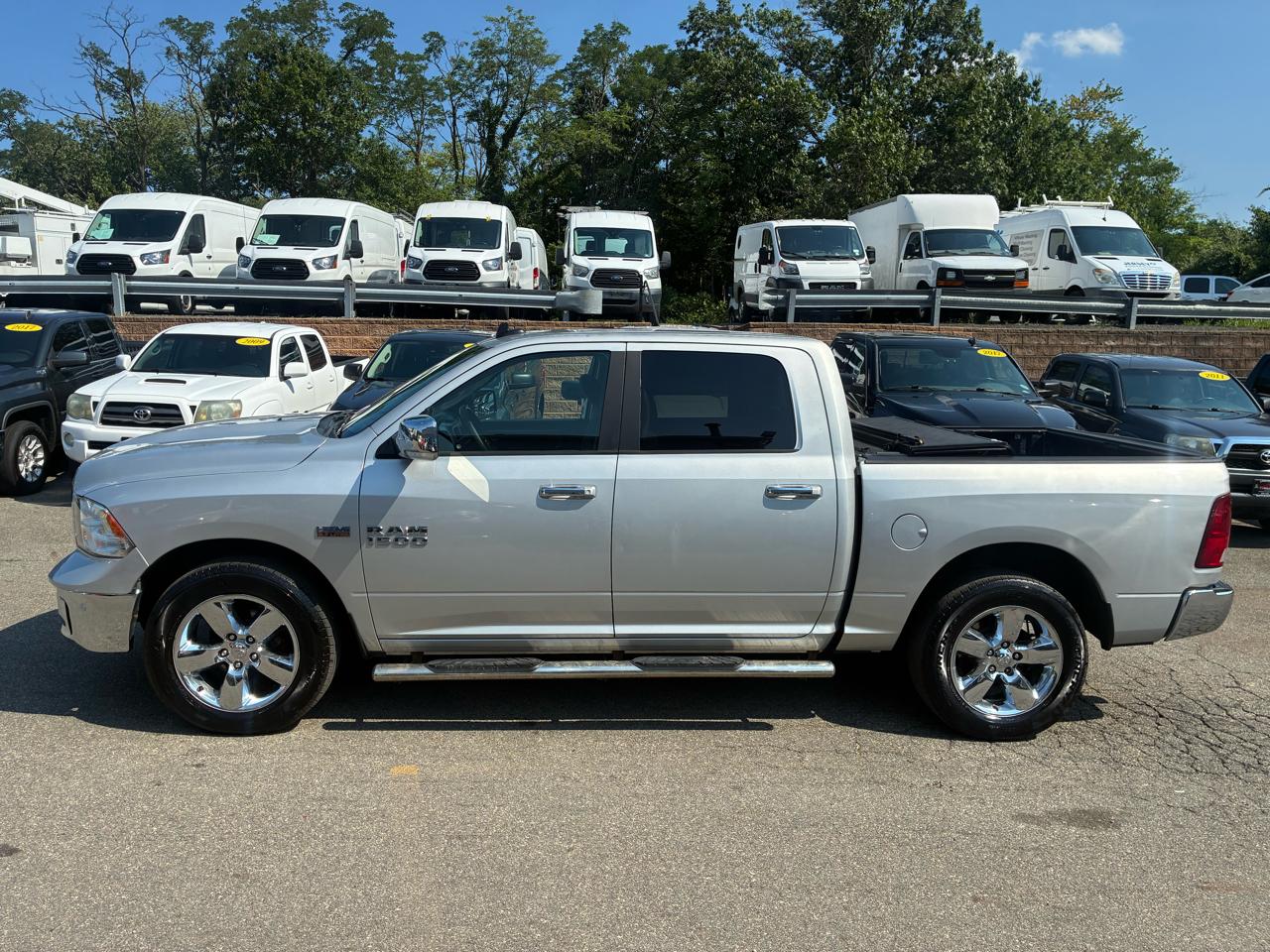 RAM 1500 Big Horn Crew Cab 4WD 2016