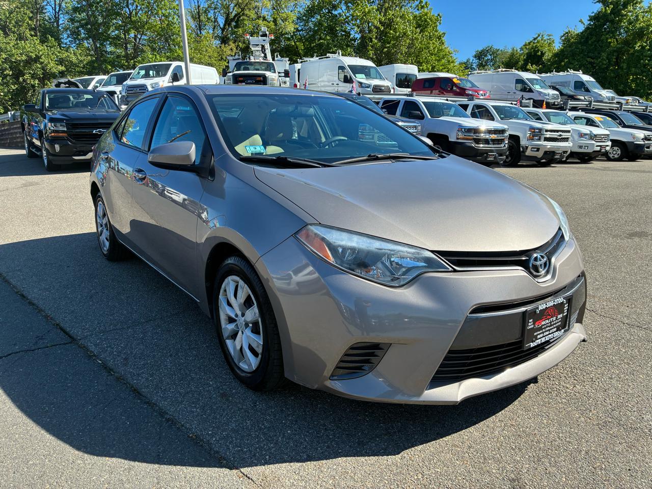Toyota Corolla LE CVT 2016