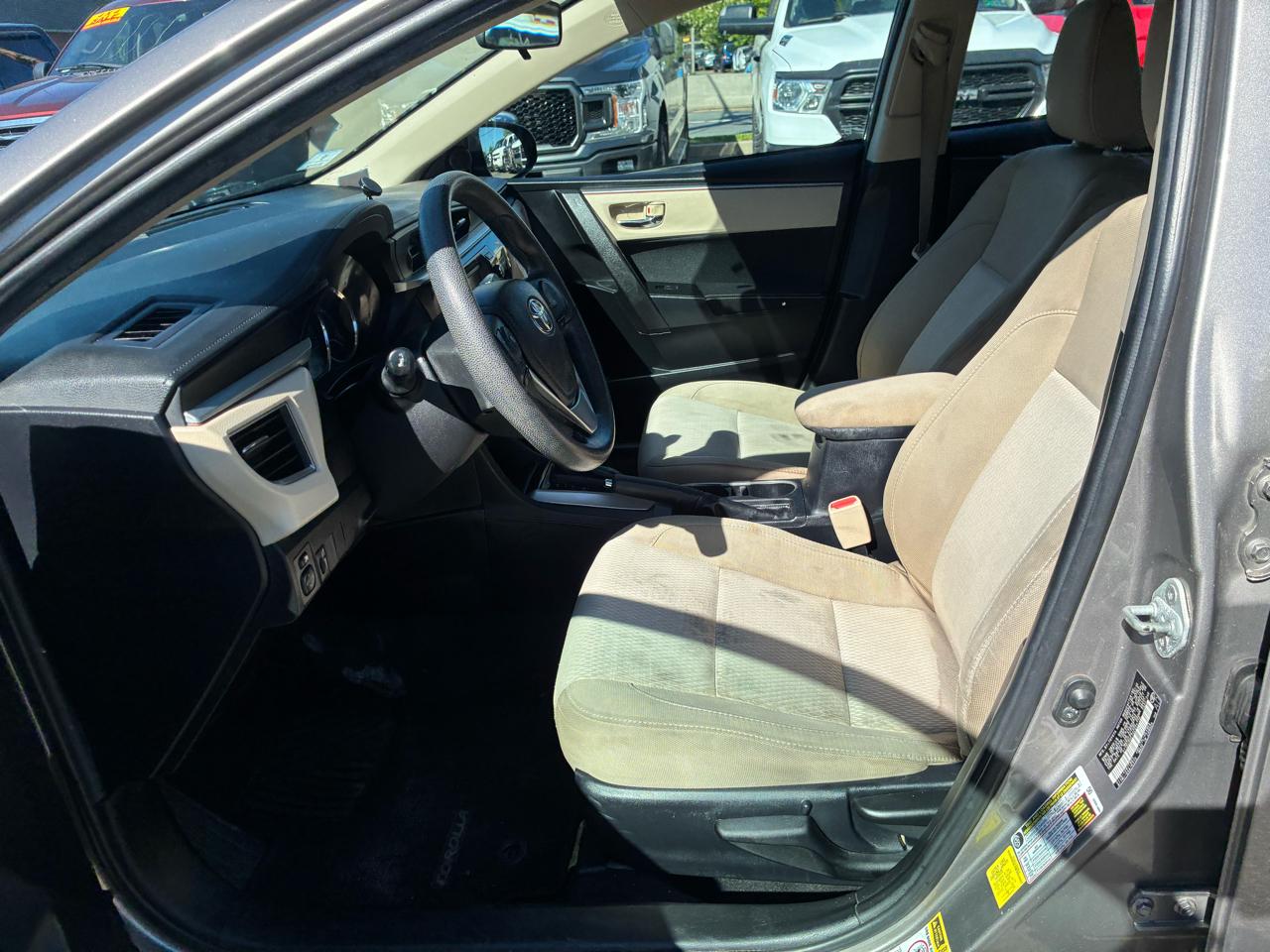 Toyota Corolla LE CVT 2016