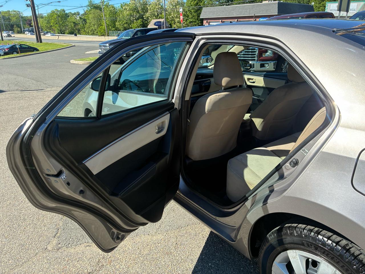 Toyota Corolla LE CVT 2016