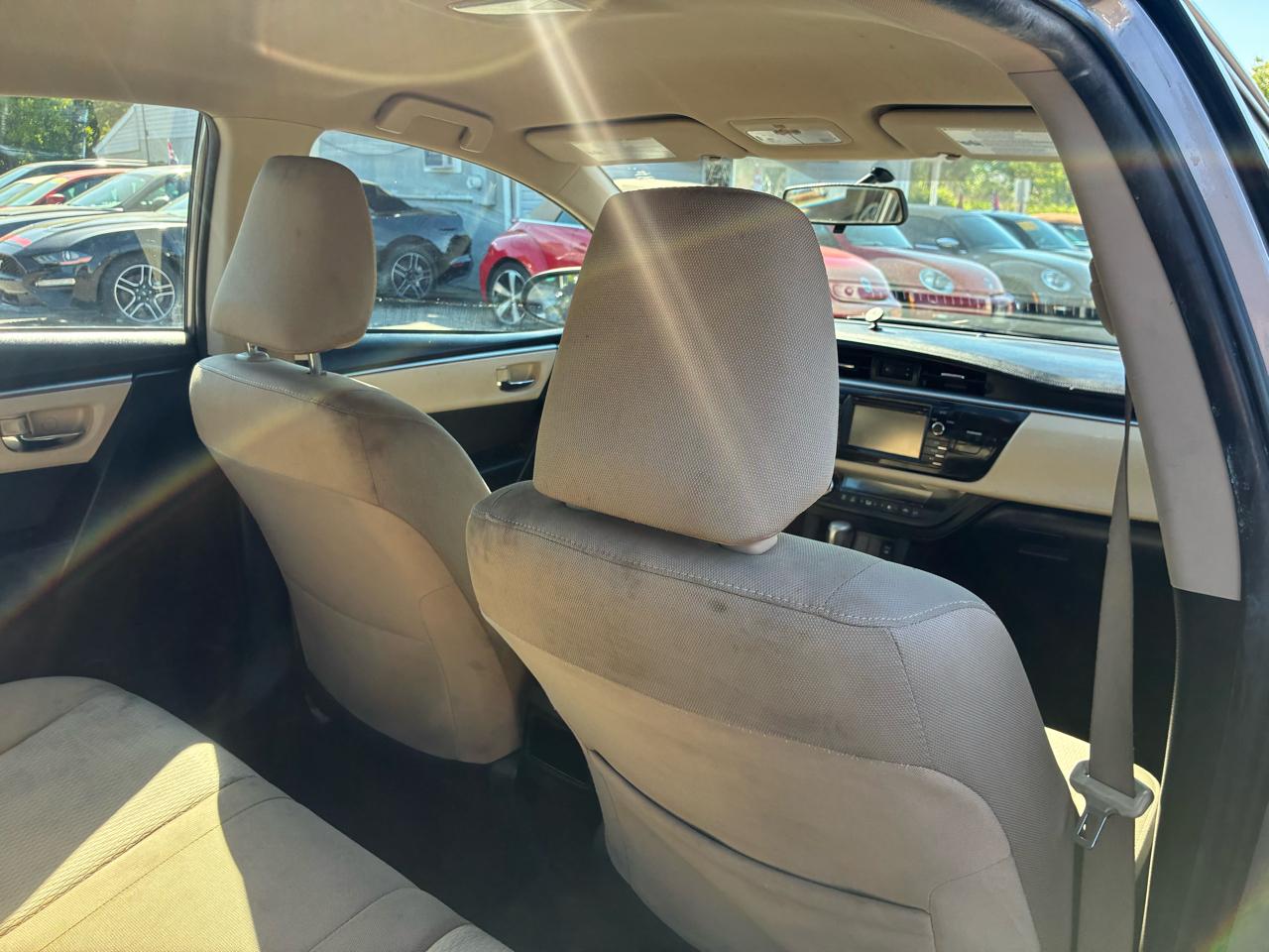 Toyota Corolla LE CVT 2016