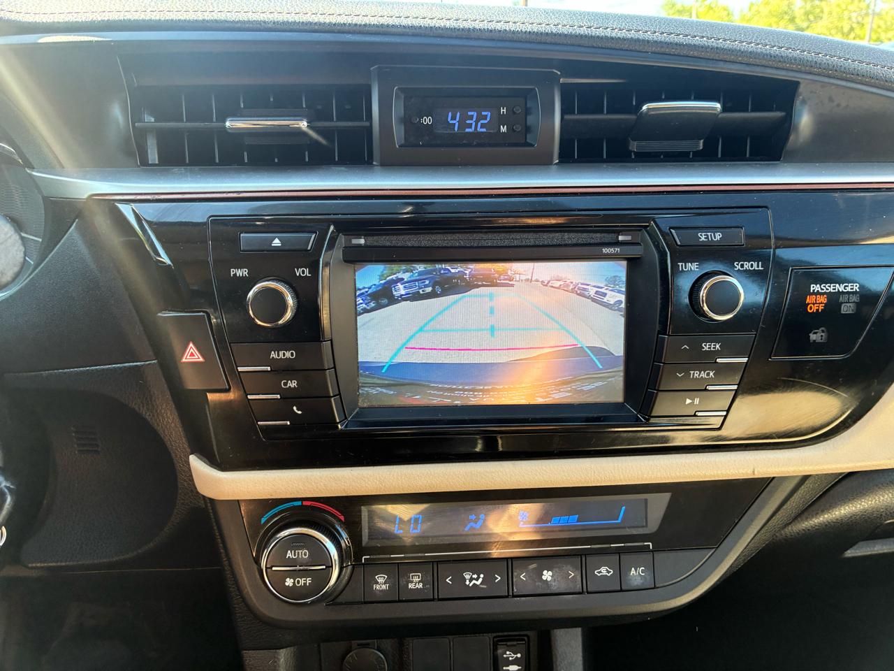 Toyota Corolla LE CVT 2016
