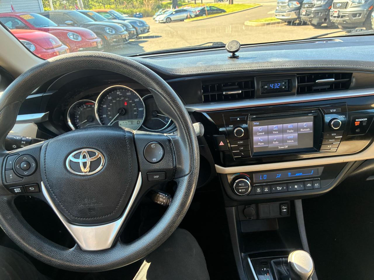 Toyota Corolla LE CVT 2016