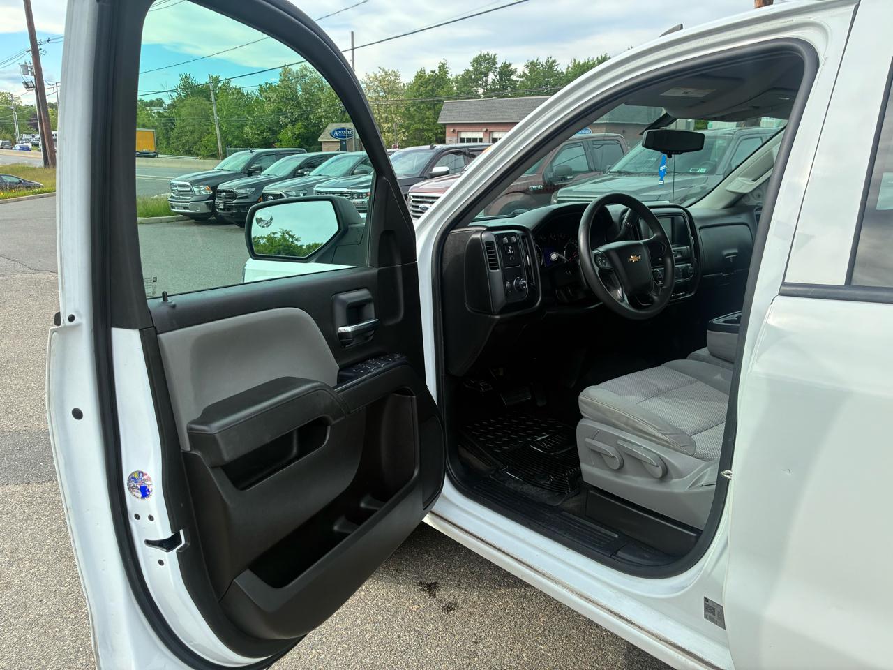 Chevrolet Silverado 1500 Work Truck Crew Cab Long Box 2WD 2018