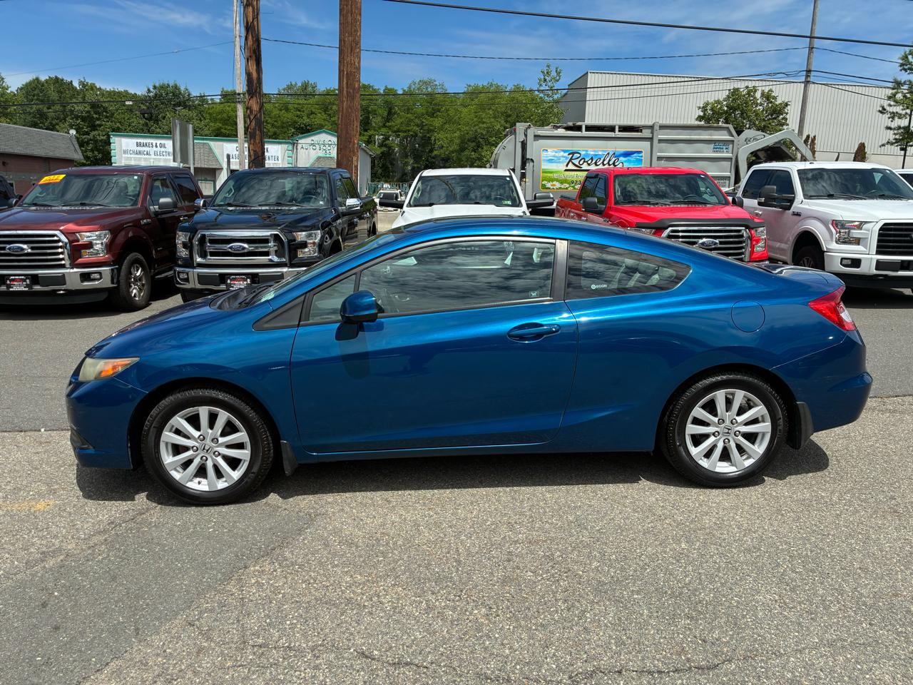 Honda Civic EX Coupe 5-Speed AT 2012