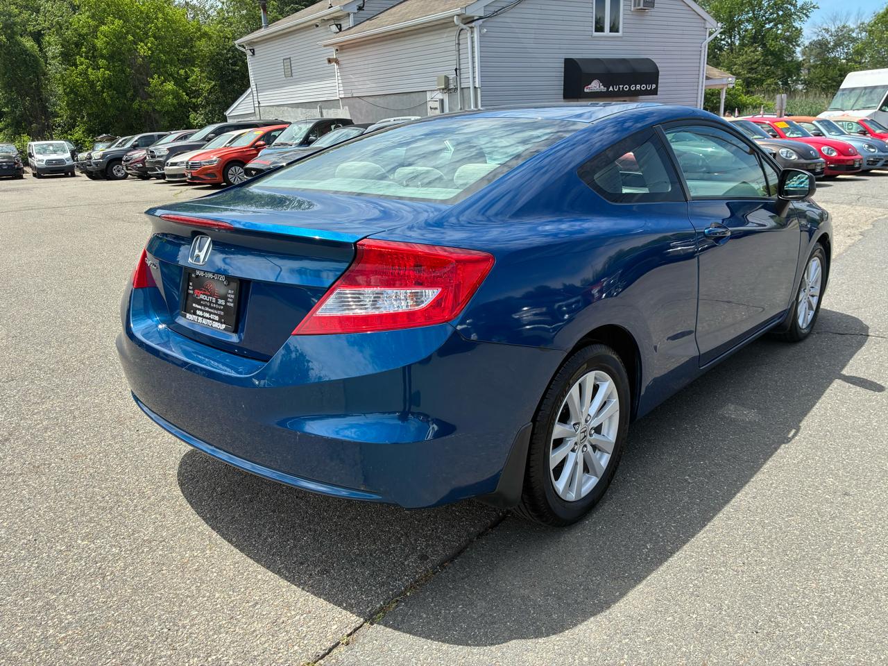 Honda Civic EX Coupe 5-Speed AT 2012