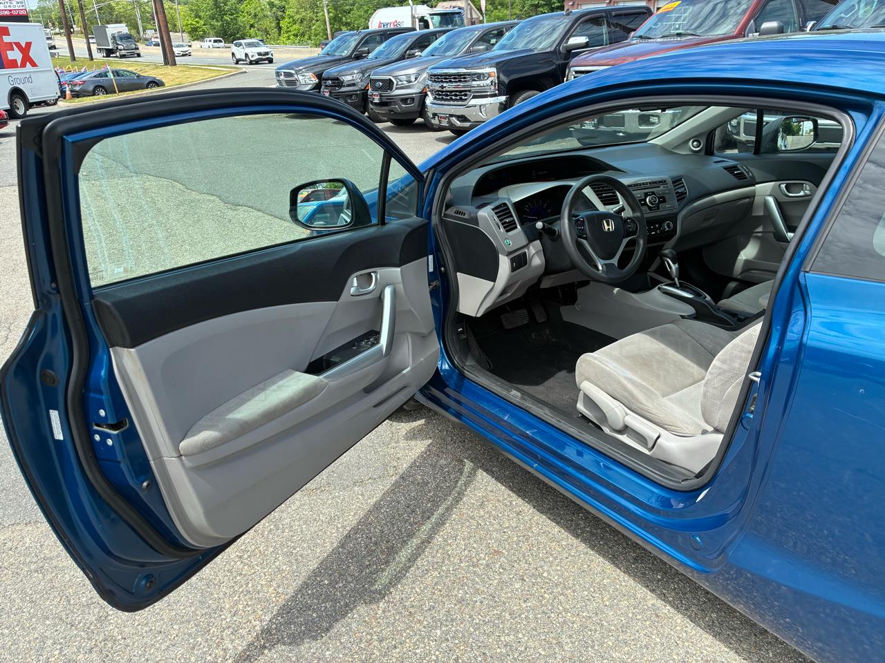 Honda Civic EX Coupe 5-Speed AT 2012