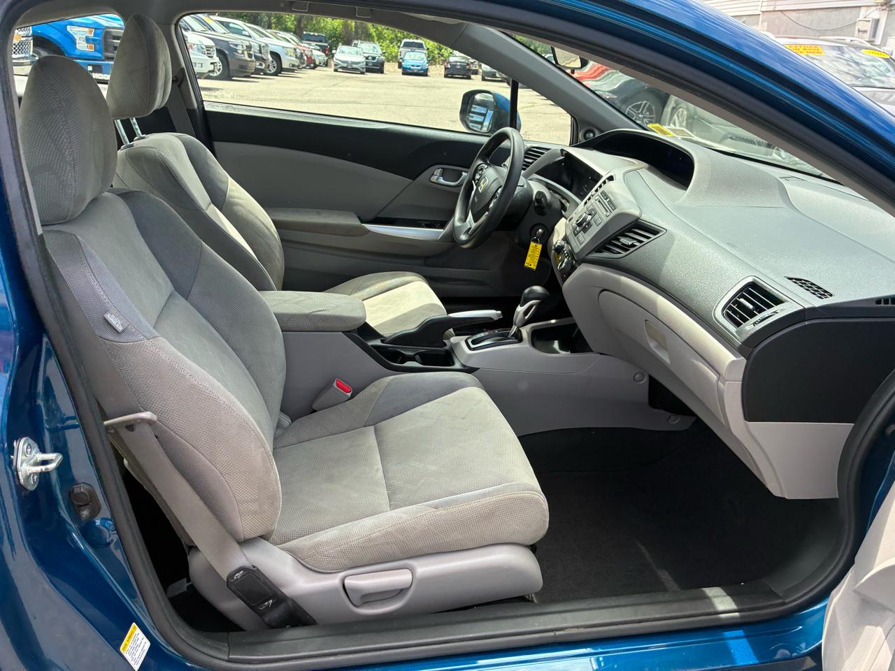 Honda Civic EX Coupe 5-Speed AT 2012