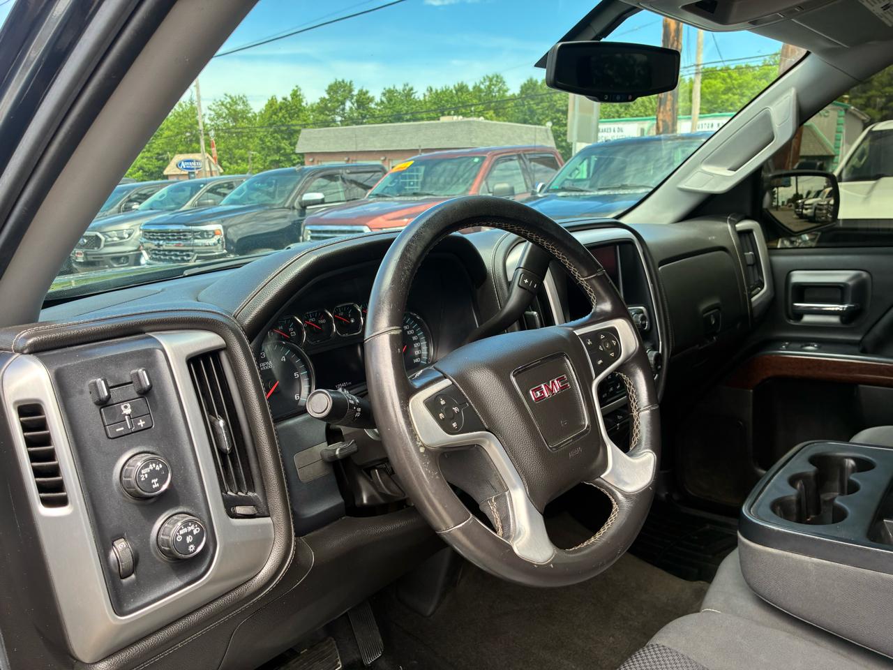 GMC Sierra 1500 SLE Double Cab 4WD 2017