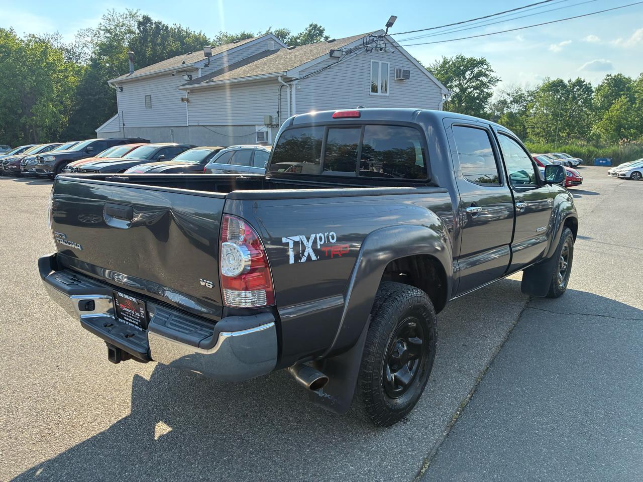 Toyota Tacoma Double Cab V6 4WD 2011